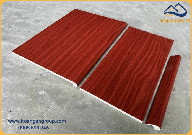 Mặt Đứng Cầu Thang Nhựa Giả Gỗ iWood C20-2